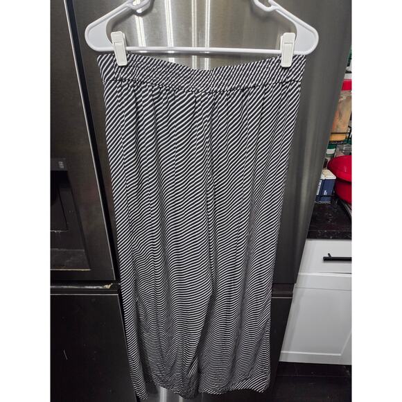 Black and White Striped Wide Leg Pants - H&M - M - Picture 2 of 3